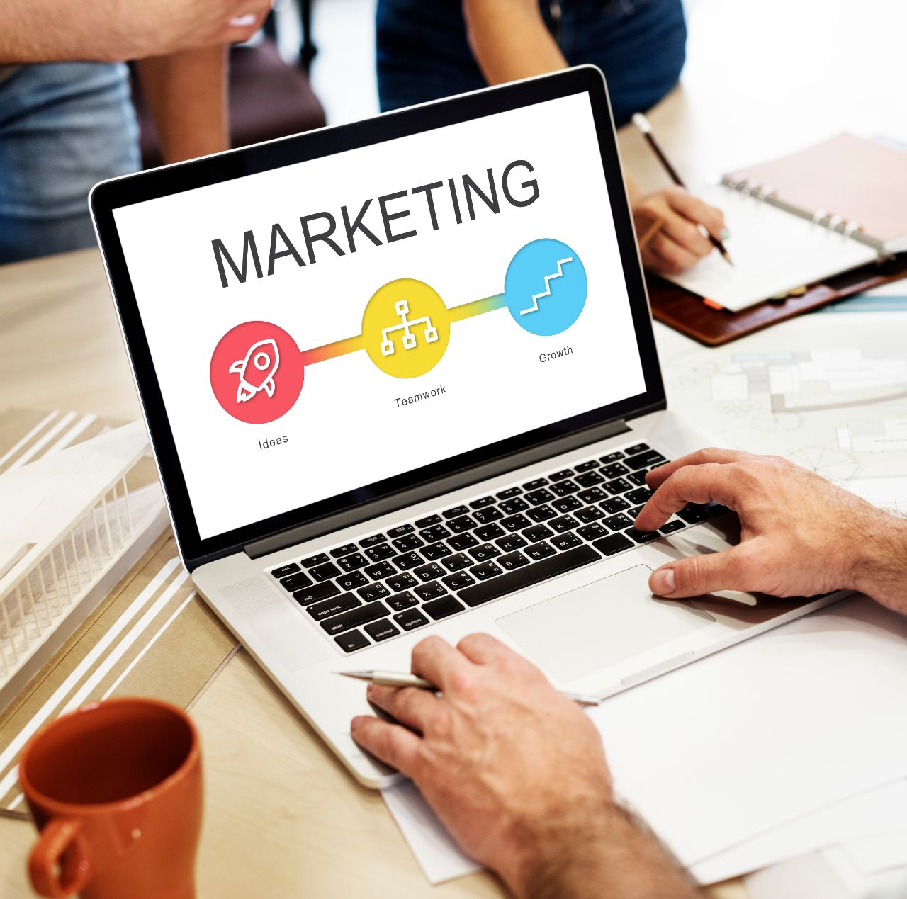 The Impact of IT Technology in the Advertising and Marketing Industry